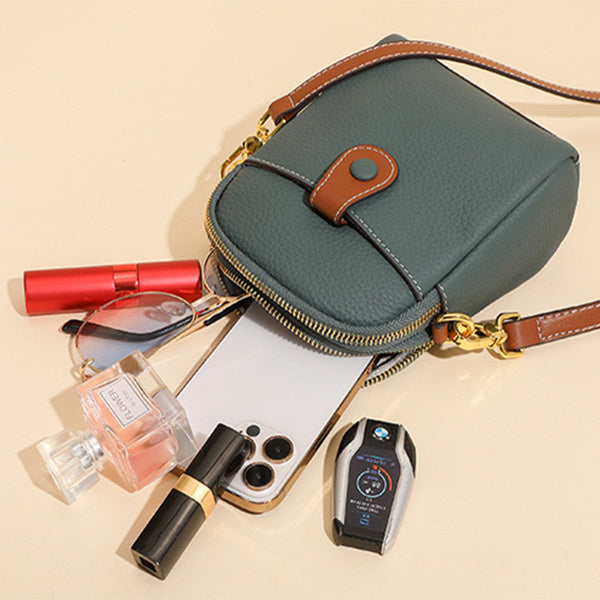 Chic Hands-Free Leather Crossbody